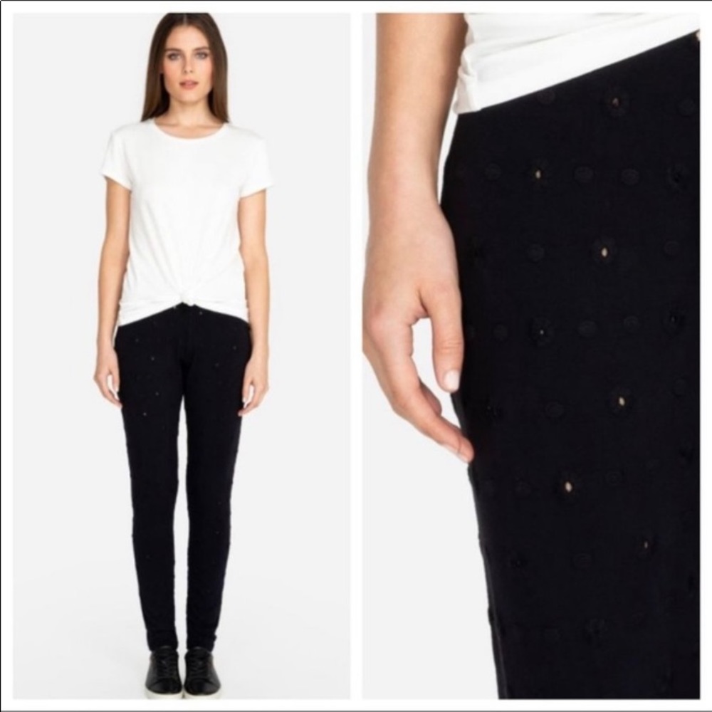 Johnny Was Black Levi Embroidered Leggings XL